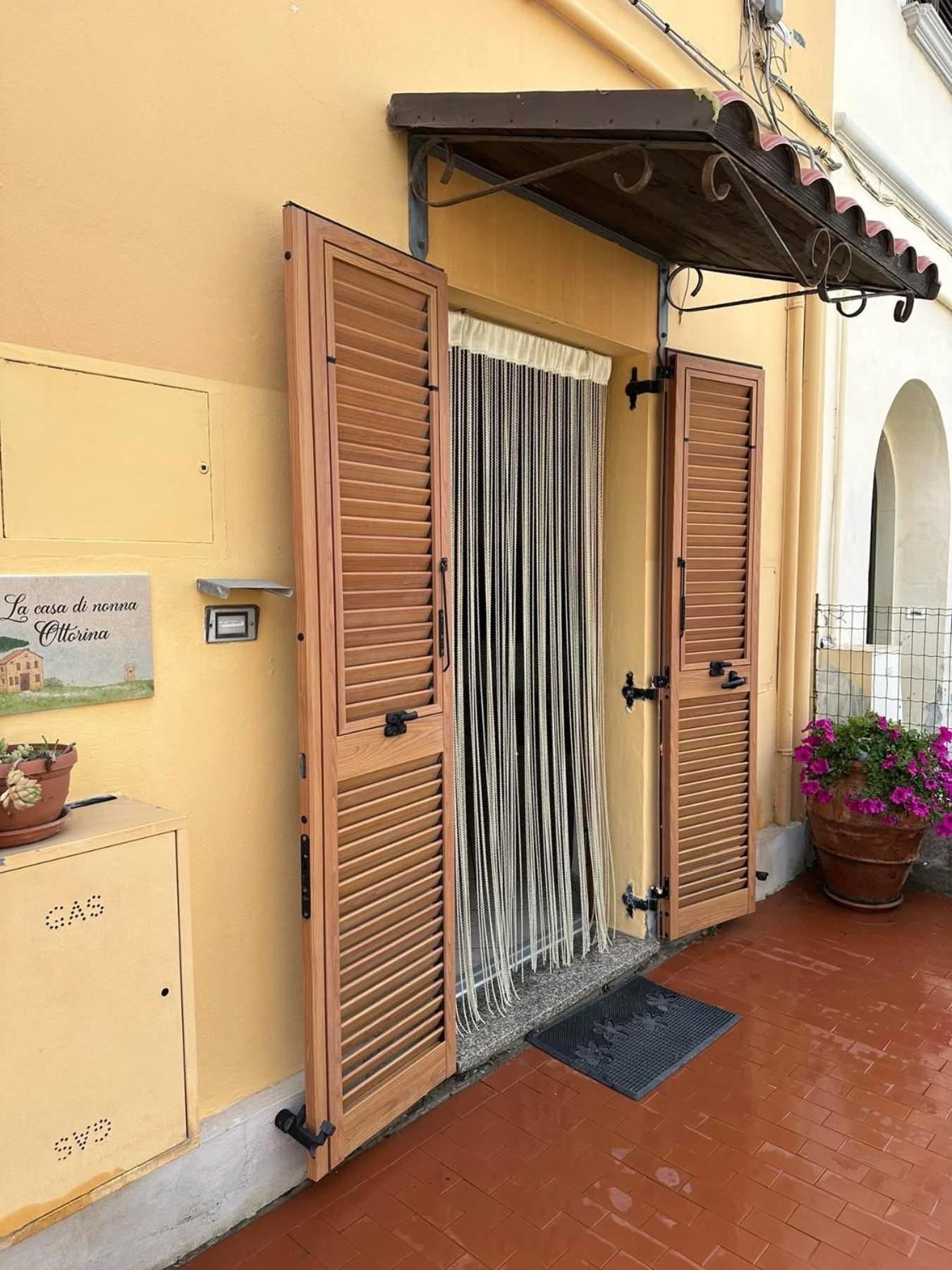 Appartement La Casa Di Nonna Ottorina à Venturina Terme Extérieur photo