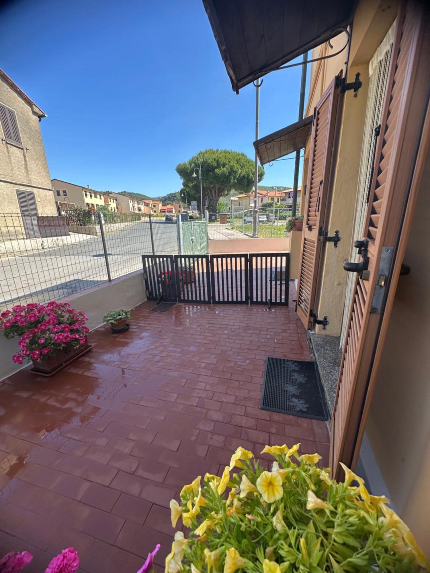 Appartement La Casa Di Nonna Ottorina à Venturina Terme Extérieur photo